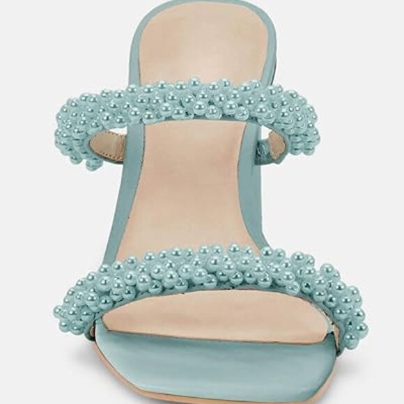 WOMENS CHUNKY HEELED SANDALS IN LIGHT BLUE WITH PEARLS SIZE 6M NEW IN BOX - Picture 2 of 4